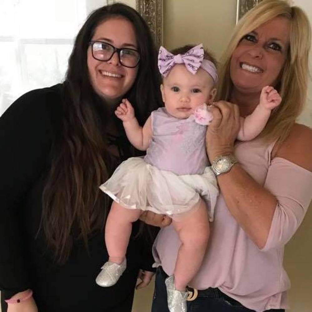 Meet your Posher, Hallie